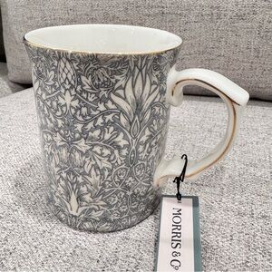 Morris & Co. Fine China Mug Light Cornflower Blue Floral Pattern 16oz 4.5*3.5